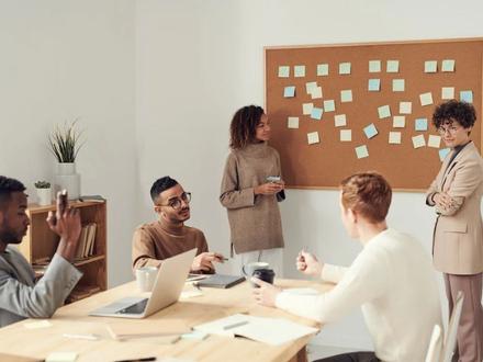 Welke sollicitatie strategieën zijn er bij online vacatures?